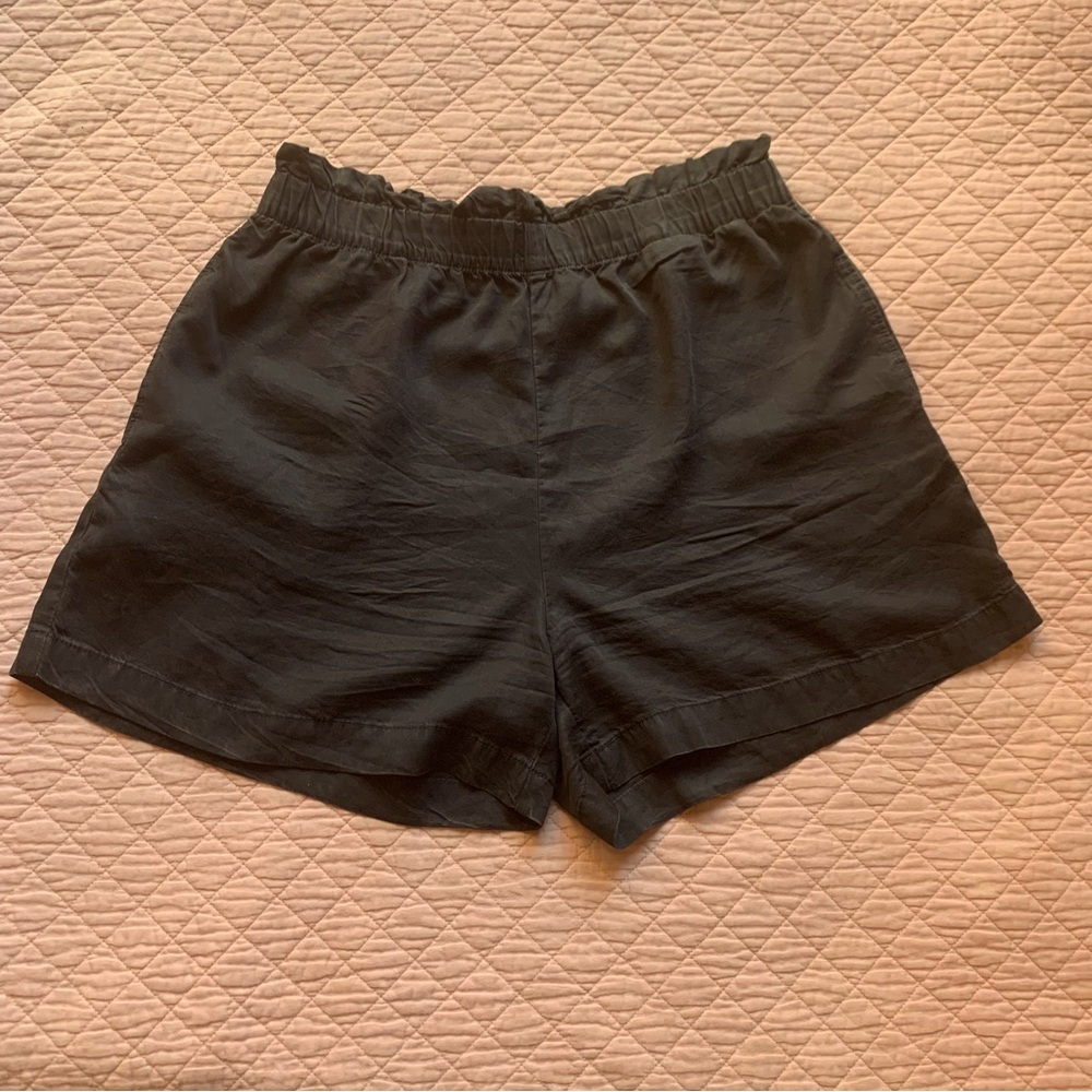 H&M Black High-Waist Women's Shorts